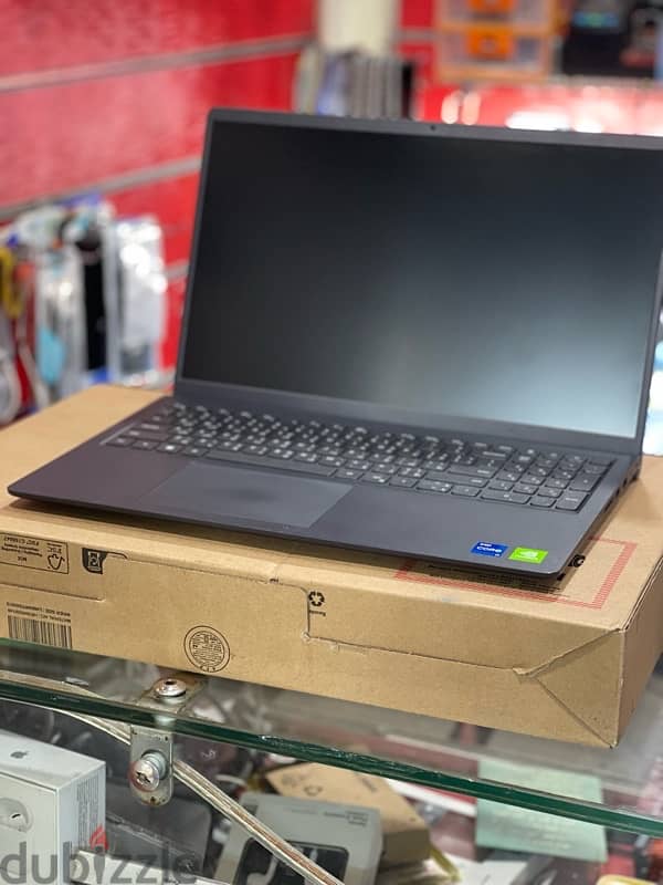 Dell vostro 3520 1