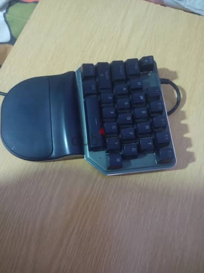 one handed keyboard from moto speed