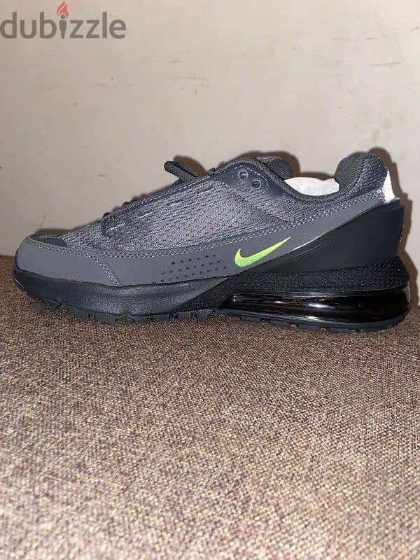 حذاء NIKE AIR MAX PULSE 3