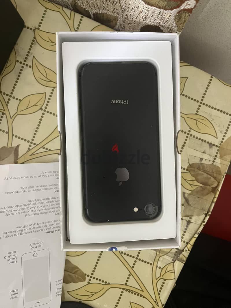 Iphone 8 64Giga used like new 1