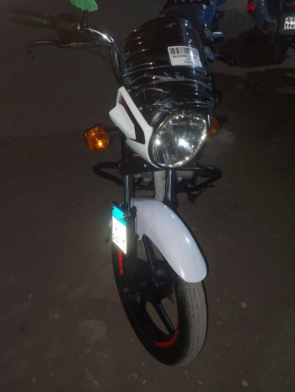 بجاج بوكسر  150cc 5