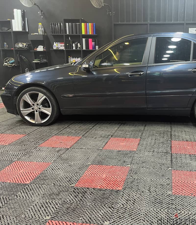 Mercedes-Benz C180 2003 4