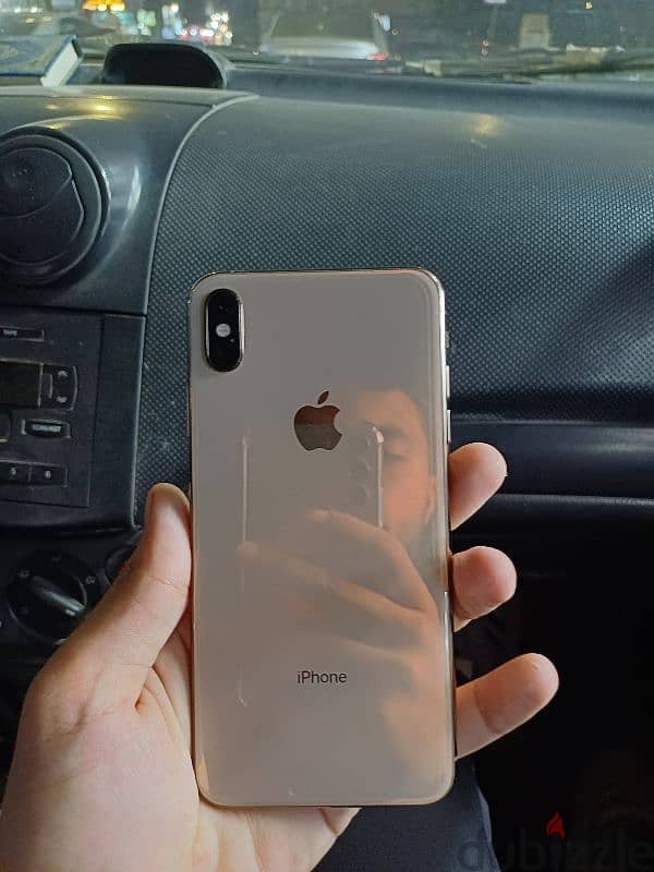 iPhone X s max 1