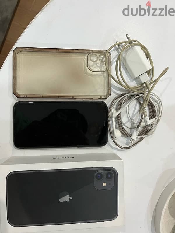 iphone 11 - 64G - Black - Very good condition 0