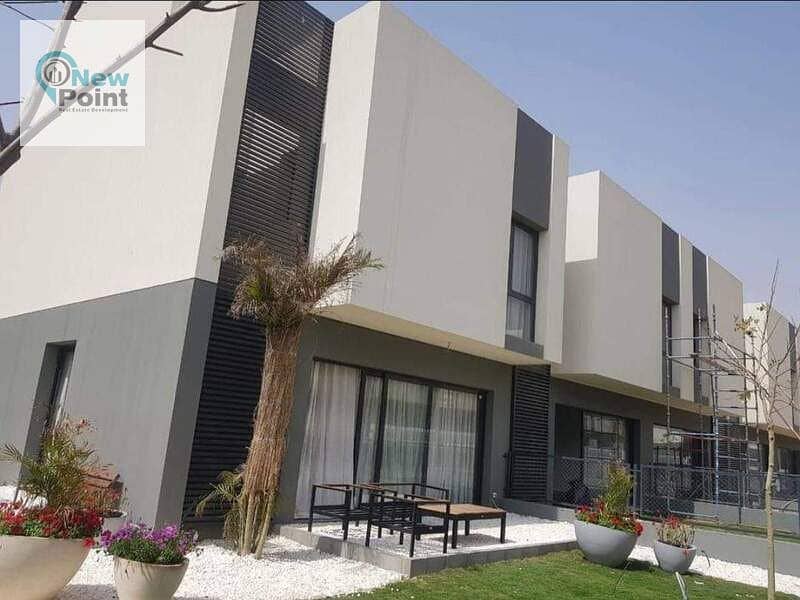 Receive immediately a fully finished duplex with a garden of 175 square meters, ready for housing in Al Burouj in Al Shorouk 7