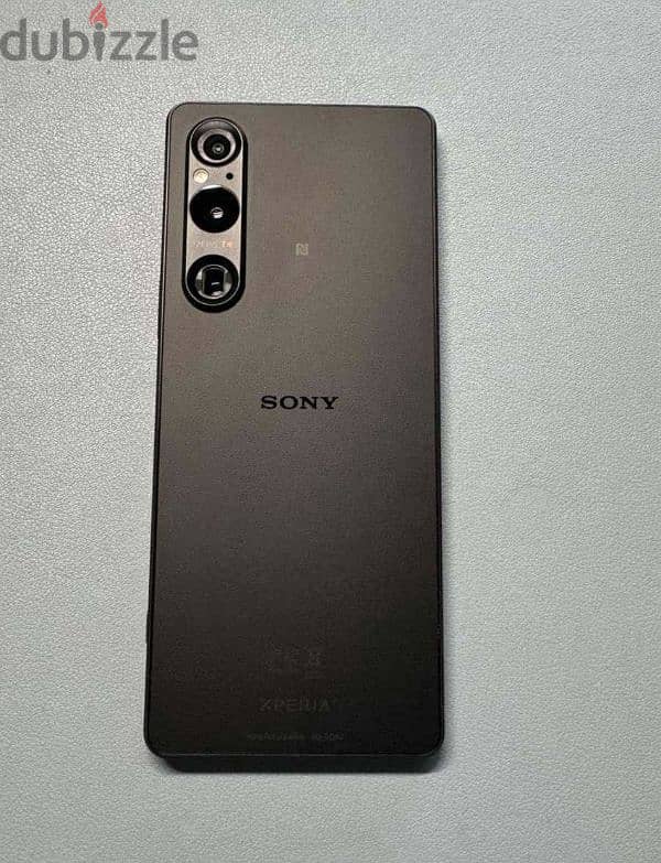 Sony Xperia 1 V 1