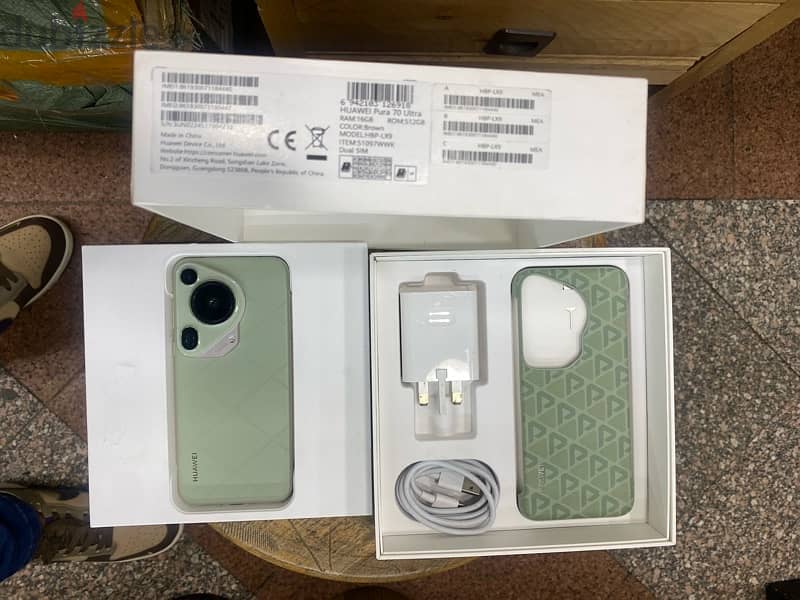 Huawei Pura 70 Ultra dual sim 512G Green جديد 1