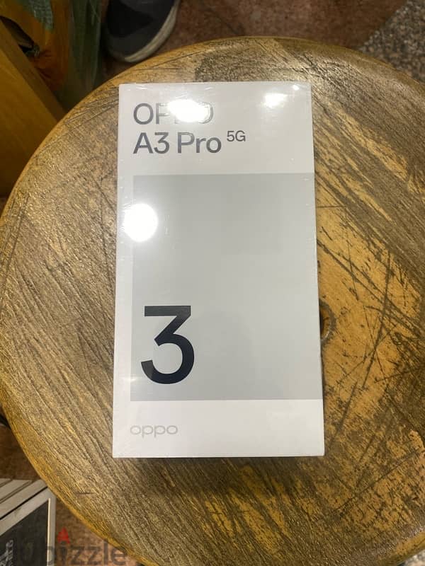 OPPO A3 Pro 5G dual sim 256/12G Green جديد متبرشم 0