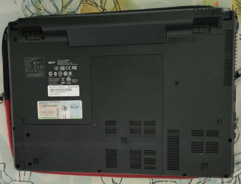 Laptop Acer Aspire Time line X 4820T 3