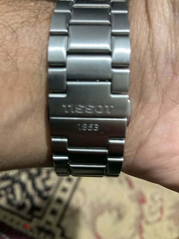 tissot watch original  ساعة تيسوت اصلية بحالة الزيرو 6