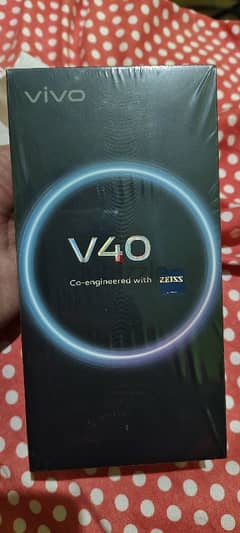 vivo v40 اتفتح اتعمل بيه ريفيو فقط استخدام ايام التجربه 0