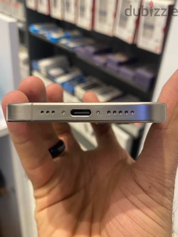 iPhone 15 Pro 256 natural titanium 5