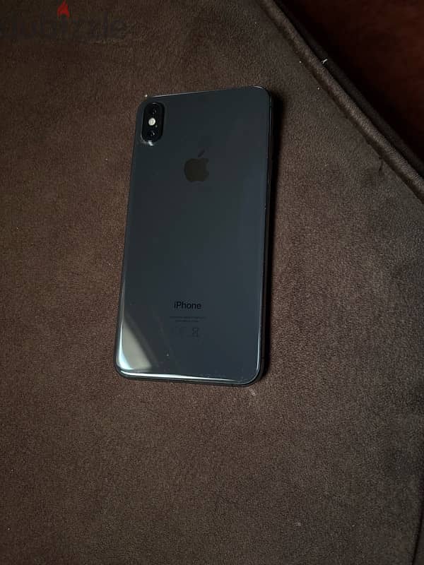 I phone xs max 1