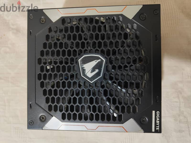 AORUS P850W 80 Plus Gold 2