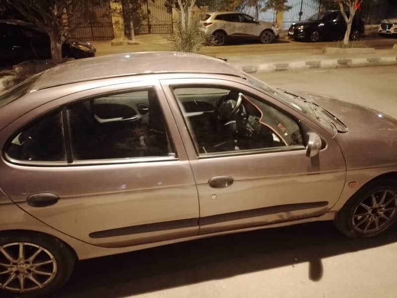 رينو ميجان 2001 renault megane 2