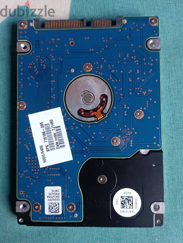 Hard Disk ماركة HGST  اليابانية 1