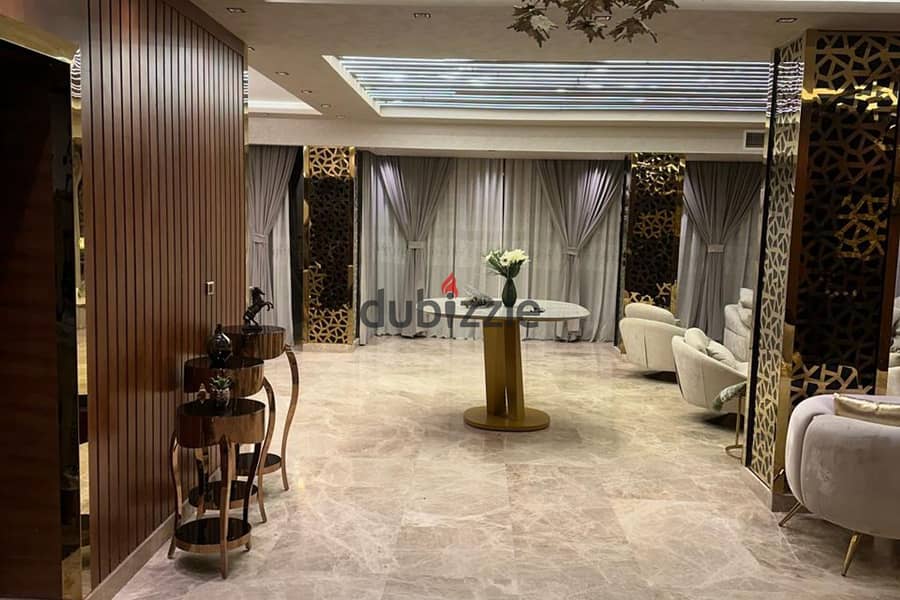 Luxury Villa for sale in Royal City - Elsheikh Zayed 9