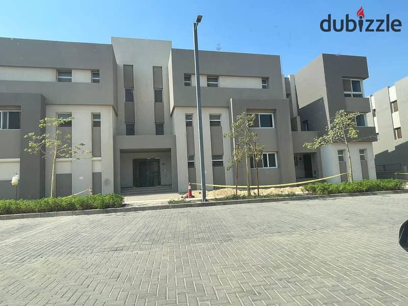 Twin house in the heart of Zayed, immediate delivery, just minutes away from Al Ahly Club in the Etapa compound. 14