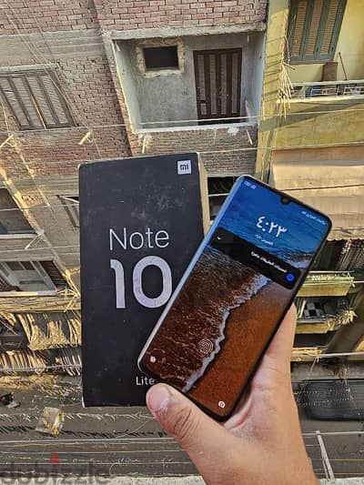 Xiaomi Mi 10 Lite 128/8 حاله كويسه جدا بكل مشتملاته اعلي نسخه للجهاز