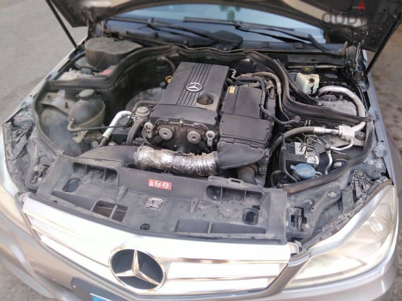 Mercedes-Benz C180 2012 1