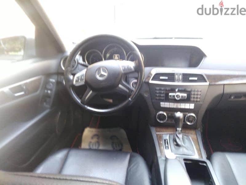 Mercedes-Benz C180 2012 4