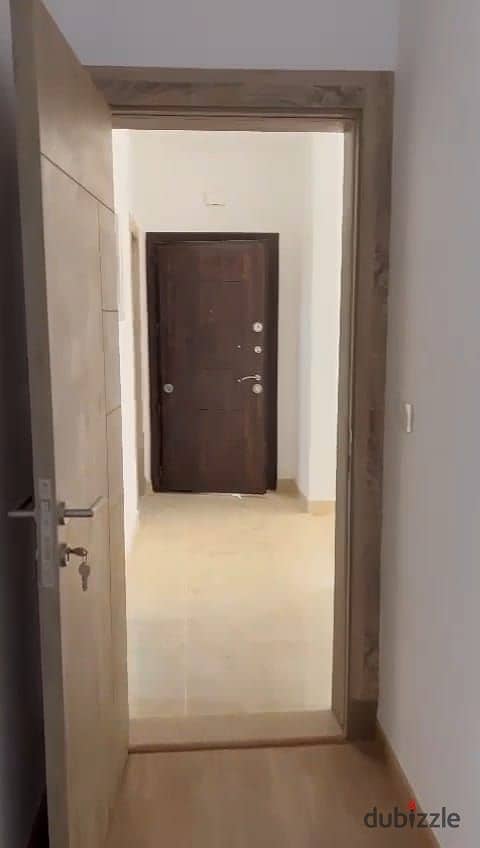 Ready to move fully finished apartment with a garden, in Fifth Square, Al Marasem 8