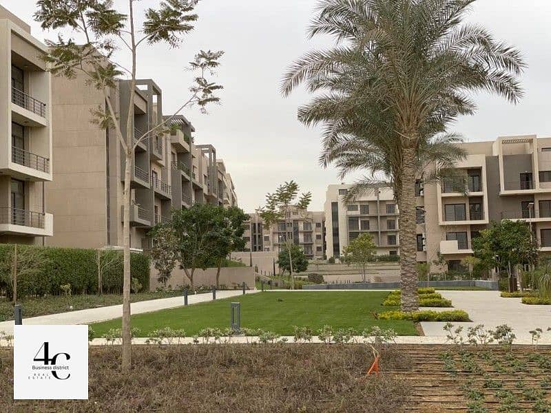 Apartment 167m fully finished for sale in installments till 2031 with the lowest down payment 3 bedrooms viewlandscape in Al Marasem Fifth Square 4