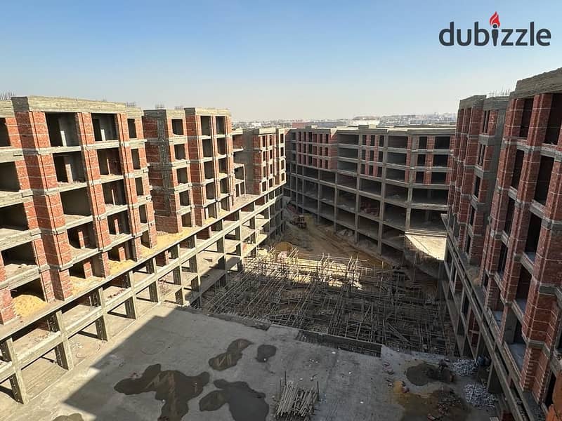 Finished apartment for sale, with Acs, minutes from Almaza Airport, 15% DP 2