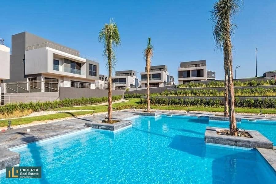 Book at the same company price with the best down payment in La Vista Patio Caza, El Shorouk, with an open view for sale in La Vista Patio Prime El Sh 9