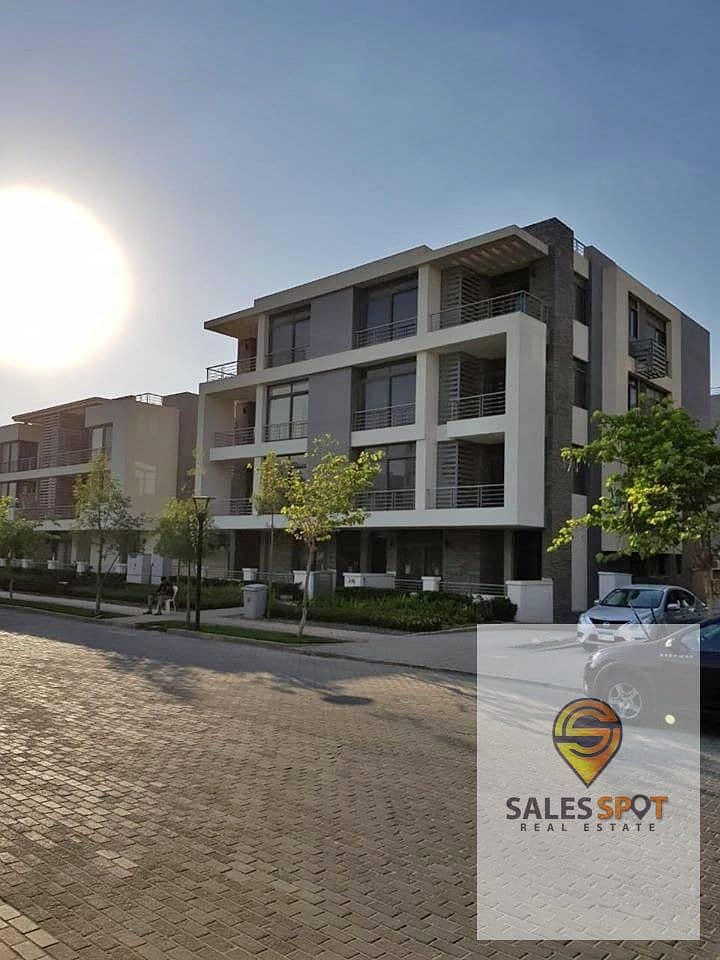 With a 30% down payment, a 117 sqm apartment for sale in installments in Taj City, minutes away from Nasr City. 3