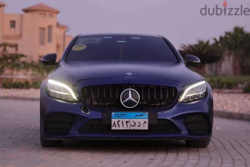 Mercedes-Benz C200 2019 1