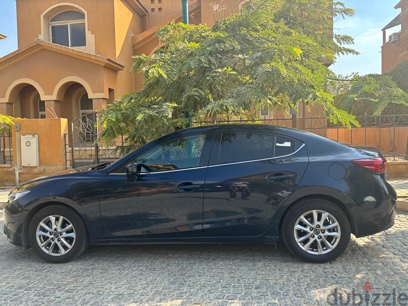 Mazda 3 2016 All Fabric Excellent Conditin 1