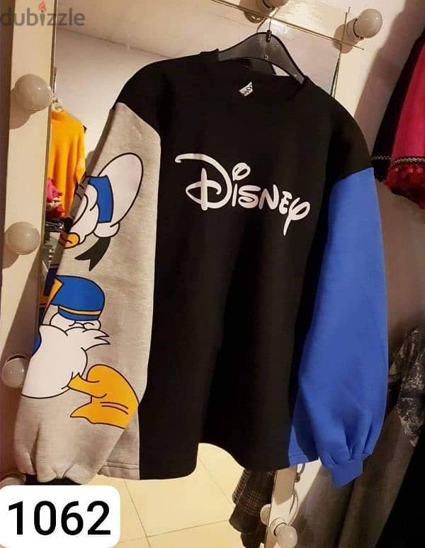 sweet -shirt**Disney** 1