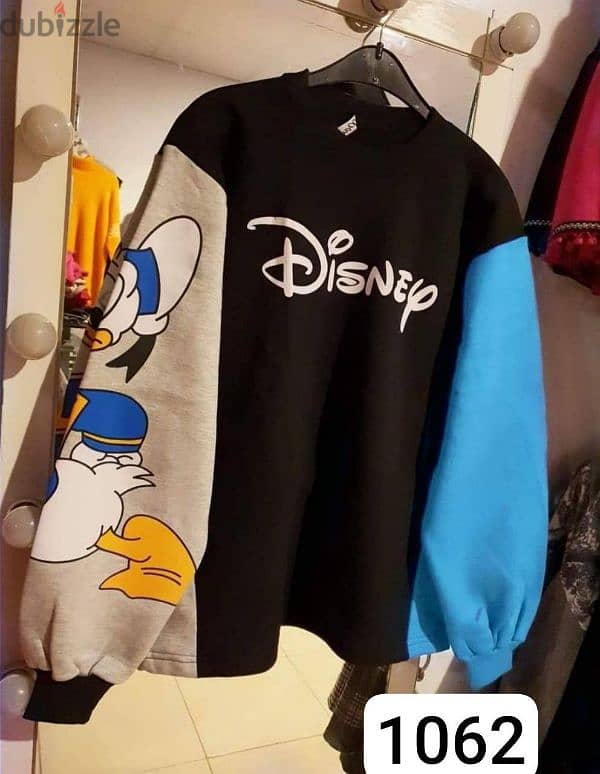 sweet -shirt**Disney** 2