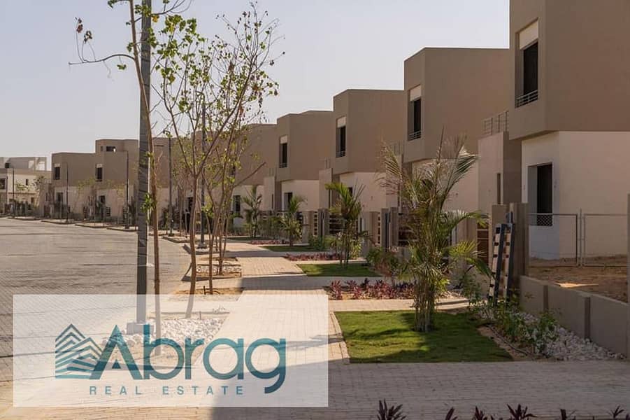 For Sale Townhouse corner prime location, The Crown, Palm Hills, Sheikh Zayed 7