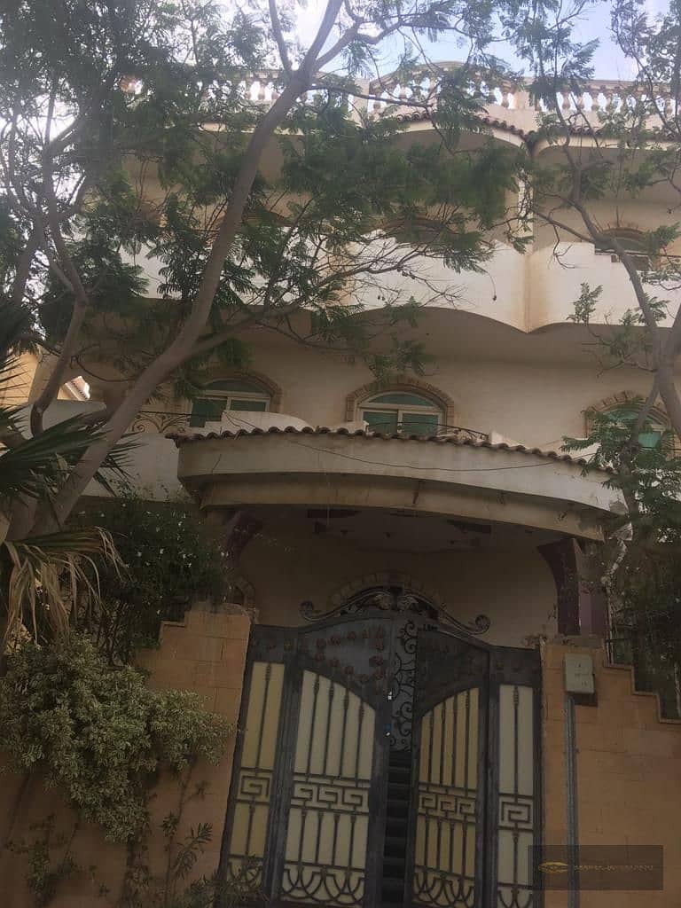 luxury villa for sale in west somid in october 1