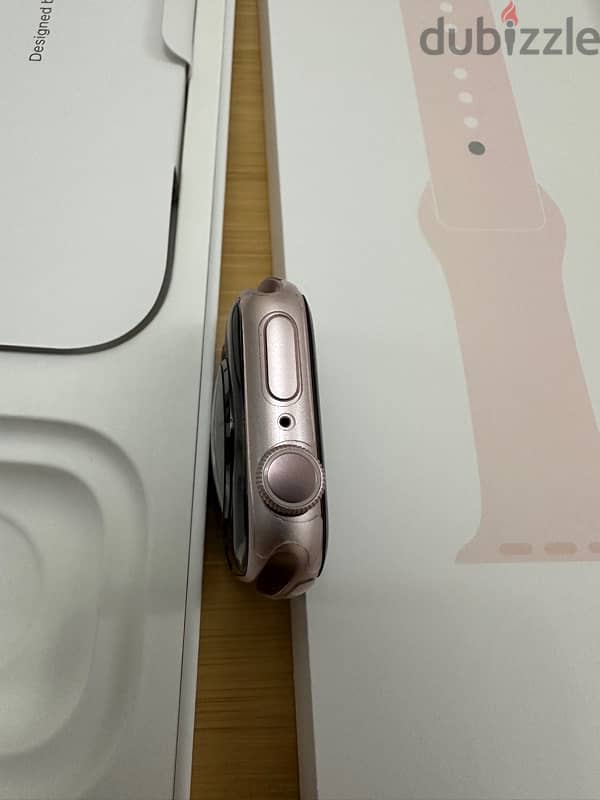 Apple Watch Series 9 - 41mm كسر الزيرو بحالة الجديدة 4