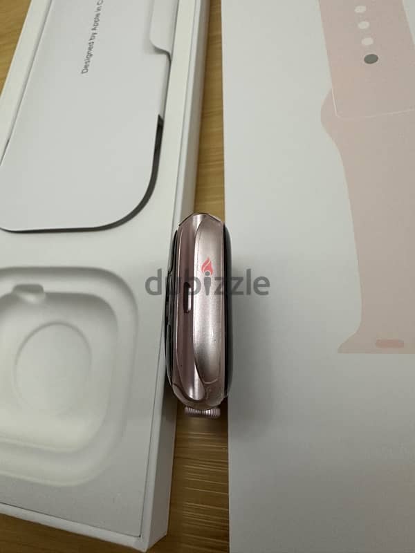 Apple Watch Series 9 - 41mm كسر الزيرو بحالة الجديدة 5