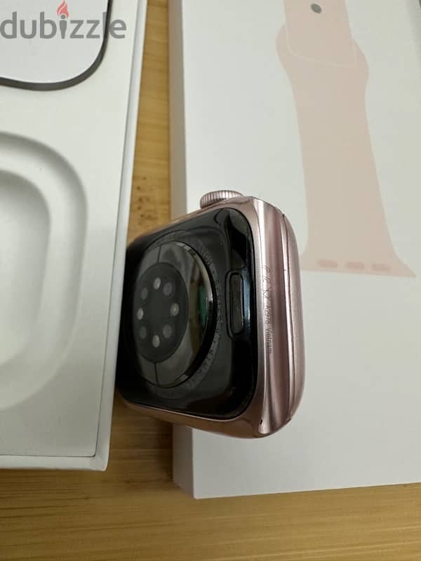 Apple Watch Series 9 - 41mm كسر الزيرو بحالة الجديدة 6