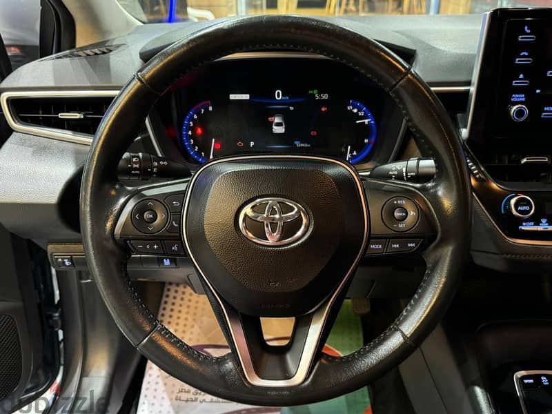 Toyota Corolla 2022  Category III Smart Fingerprint تويوتا كورولا ٢٠٢٢ 5