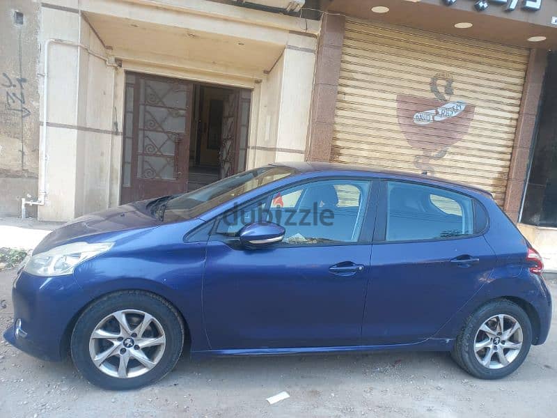 Peugeot 208 2015 0