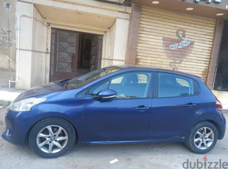 Peugeot 208 2015 2