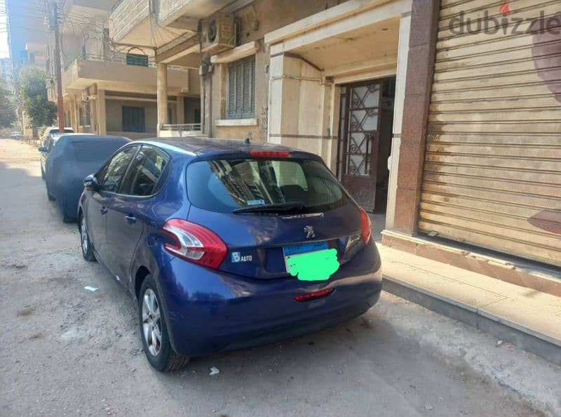 Peugeot 208 2015 4