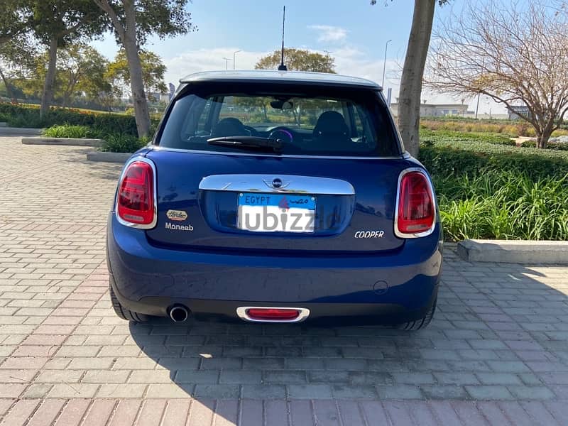 MINI Cooper 2015 1