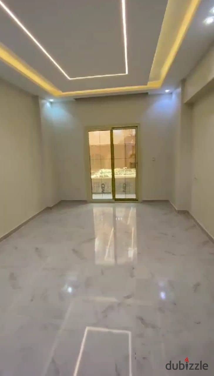 Apartment for sale  In Al-Firdous City, in front of Dreamland Villas, the city's investment center, 5