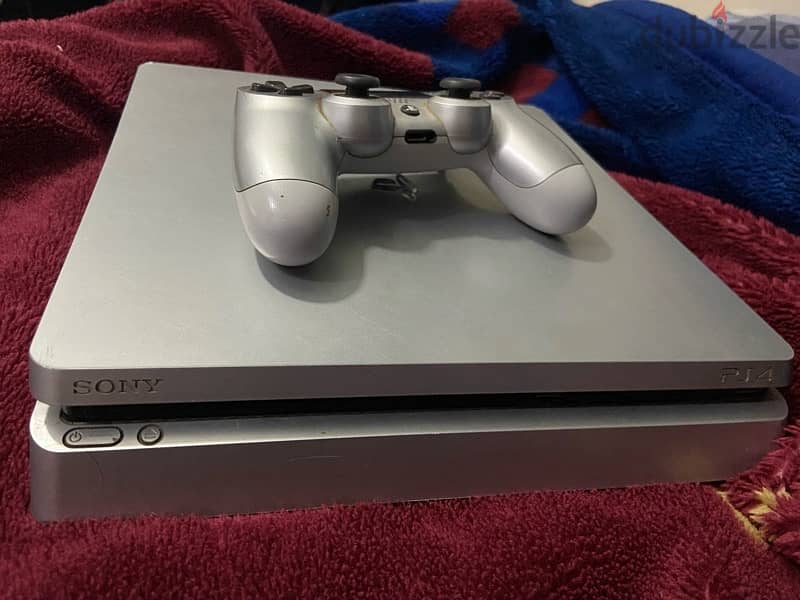 ps4 slim 1