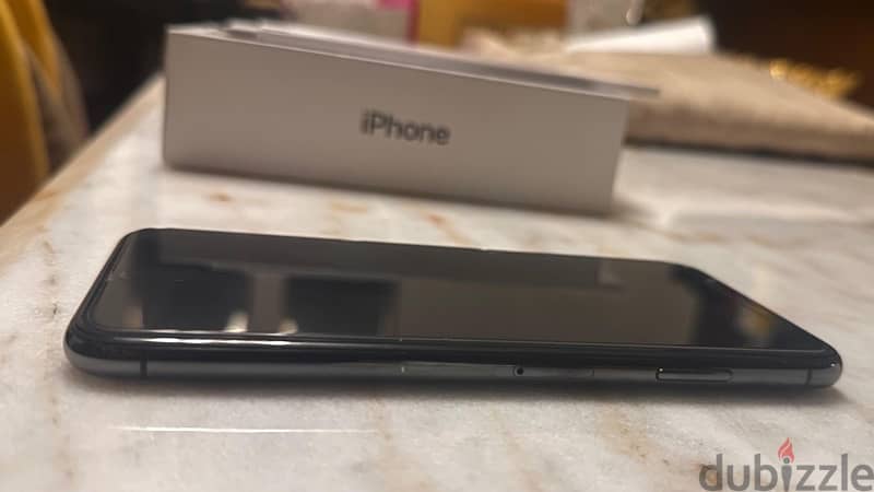 Iphone XS max Black - 64 gb - Used 1