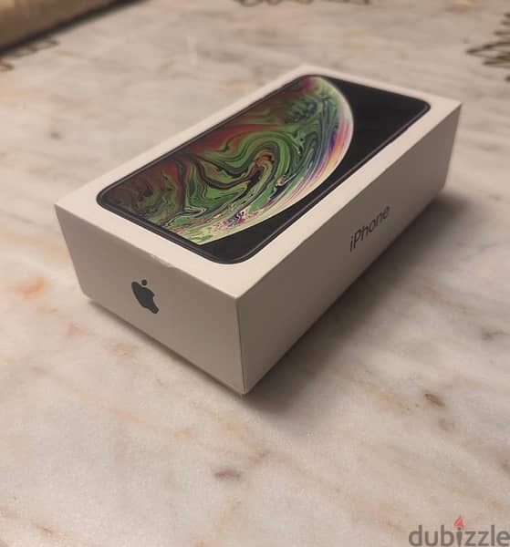 Iphone XS max Black - 64 gb - Used 2