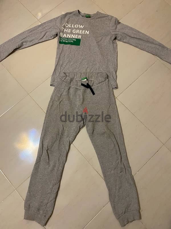 Benetton sweatshirt and sweet pants original 2