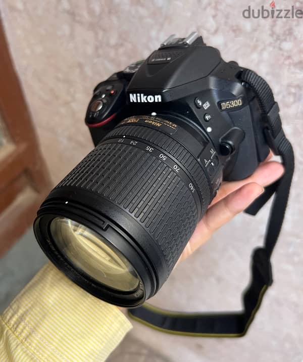 Nikon D5300 18-140mm (Like New) 1